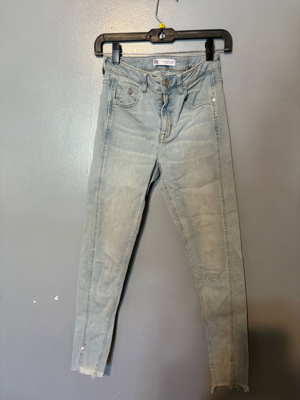 Zara Light Blue Women's Skinny Jeans